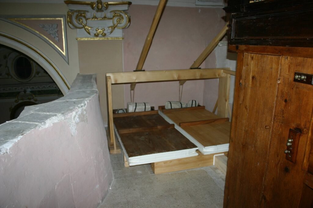 Sistema dei mantici dell’organo di San Maurizio dopo il restauro del 2011